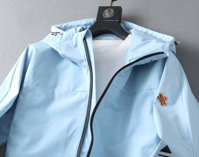 Lightweight Moncler Outwear 142045