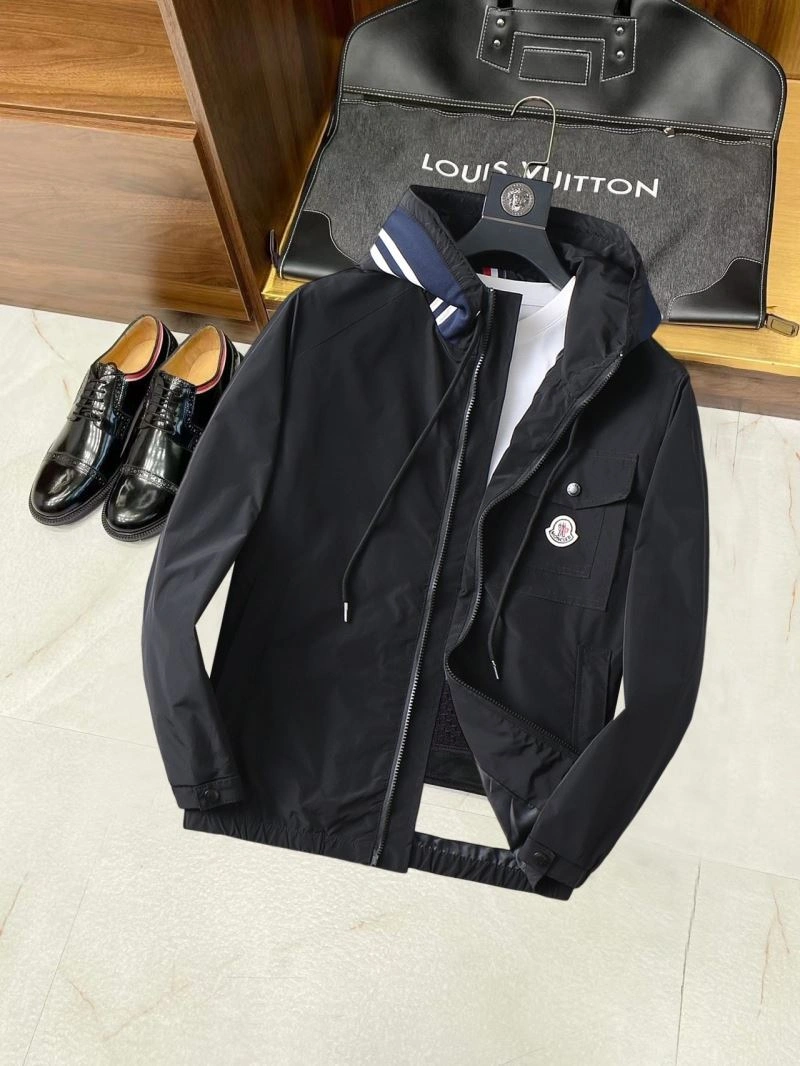 Youthful Moncler Outwear 142052