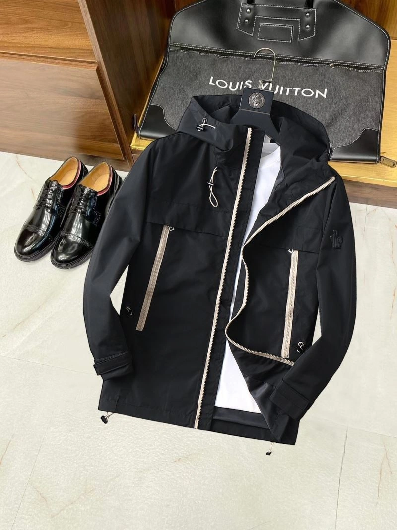 Durable Moncler Outwear 142053