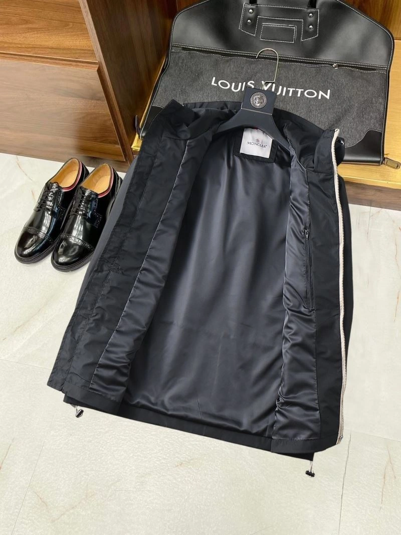 Durable Moncler Outwear 142053
