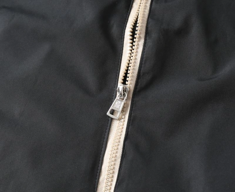 Durable Moncler Outwear 142053