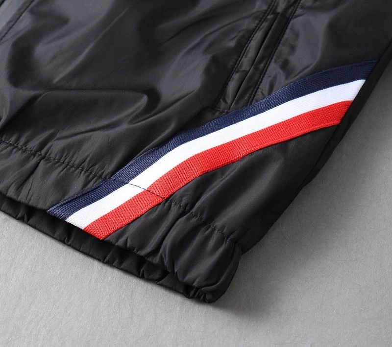MoistureWicking Moncler Outwear 142075