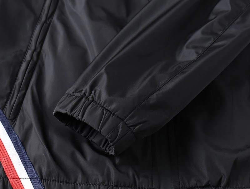 MoistureWicking Moncler Outwear 142075
