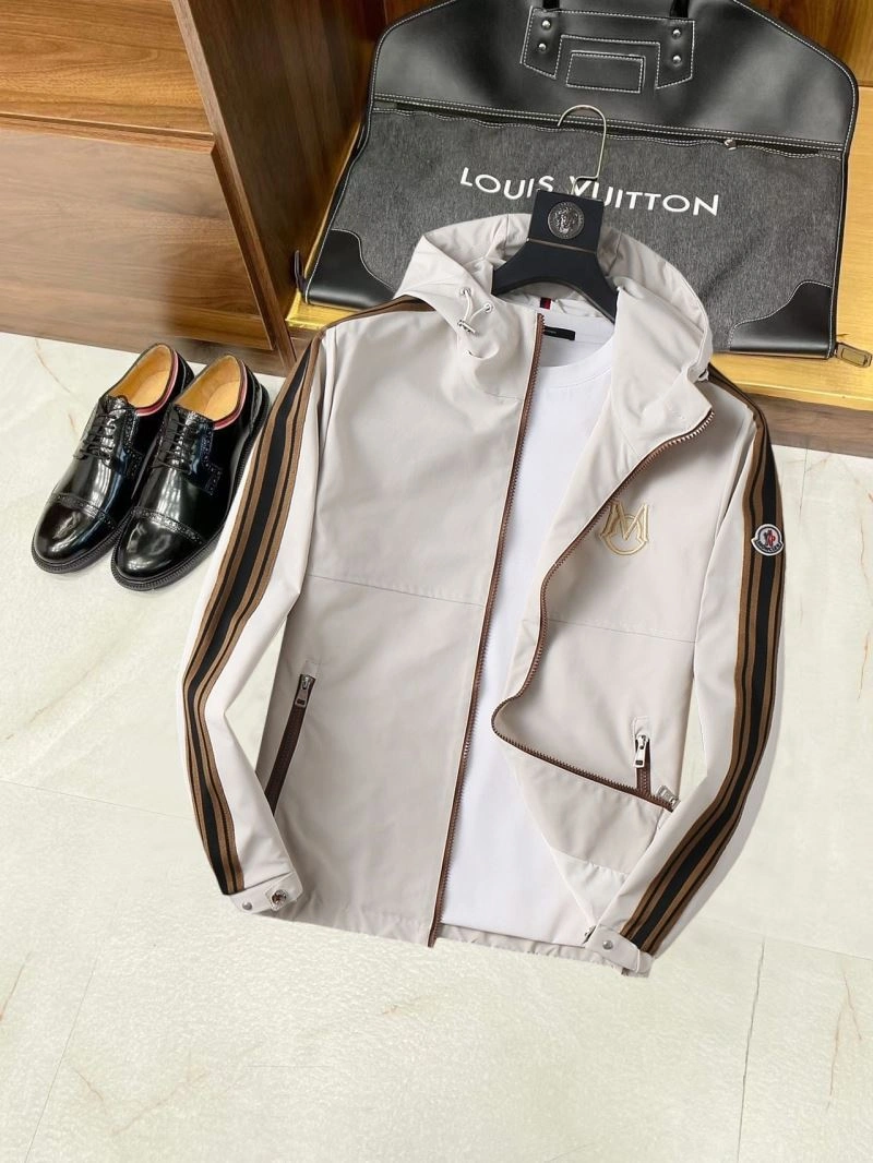 Attractive Moncler Outwear 142044