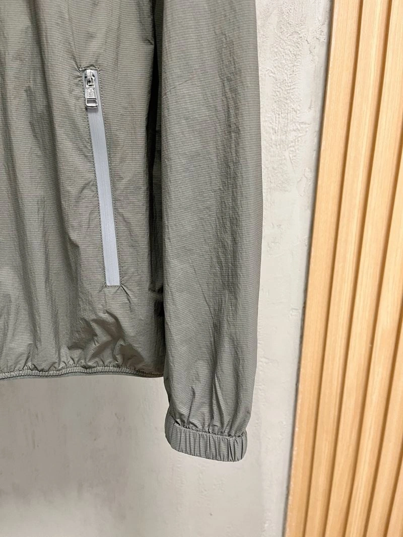 Moncler Outwear Thermal 142037