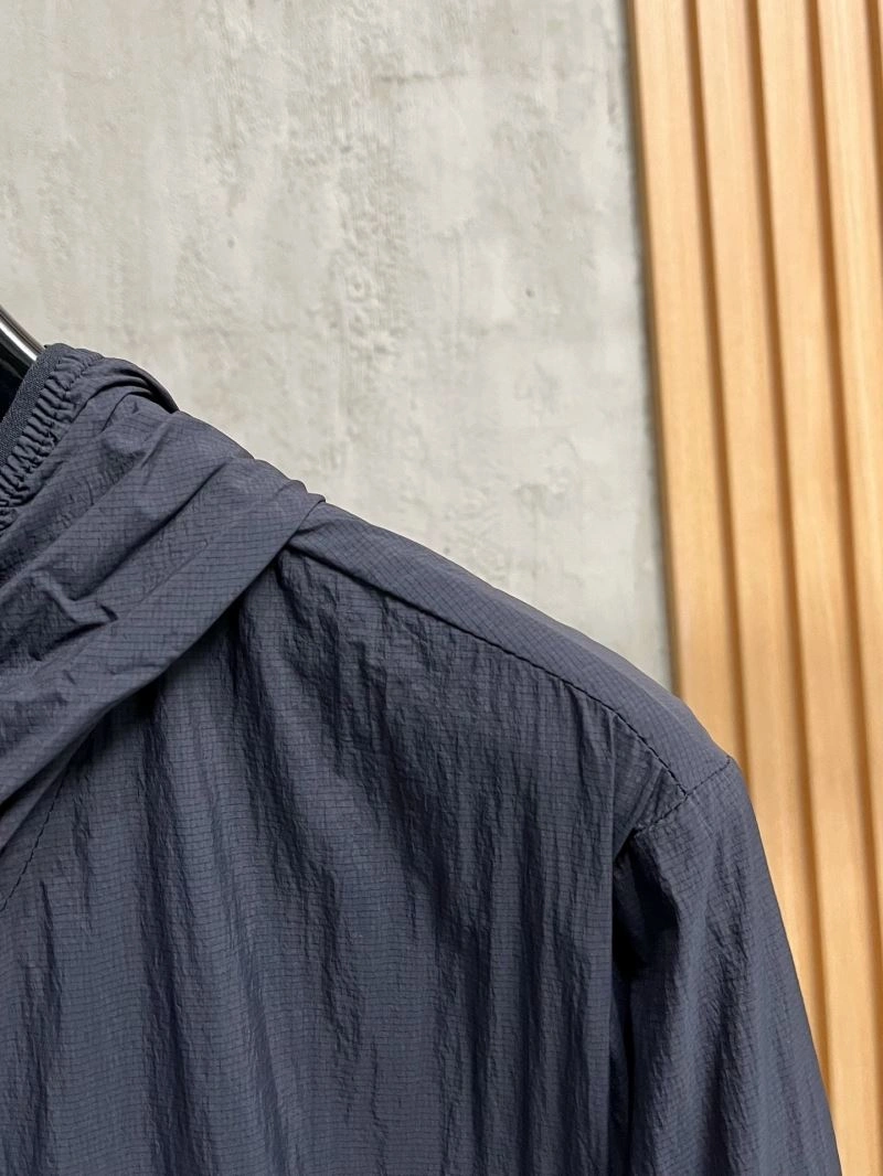 Moncler Outwear Casual 142036