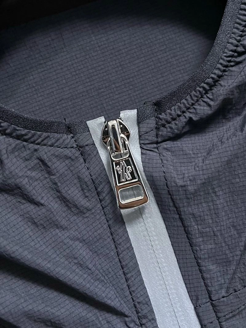 Moncler Outwear Casual 142036