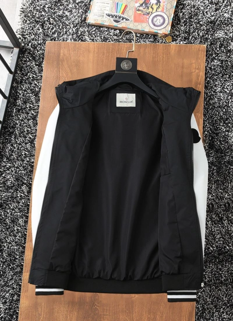 Breathable Moncler Outwear 142035