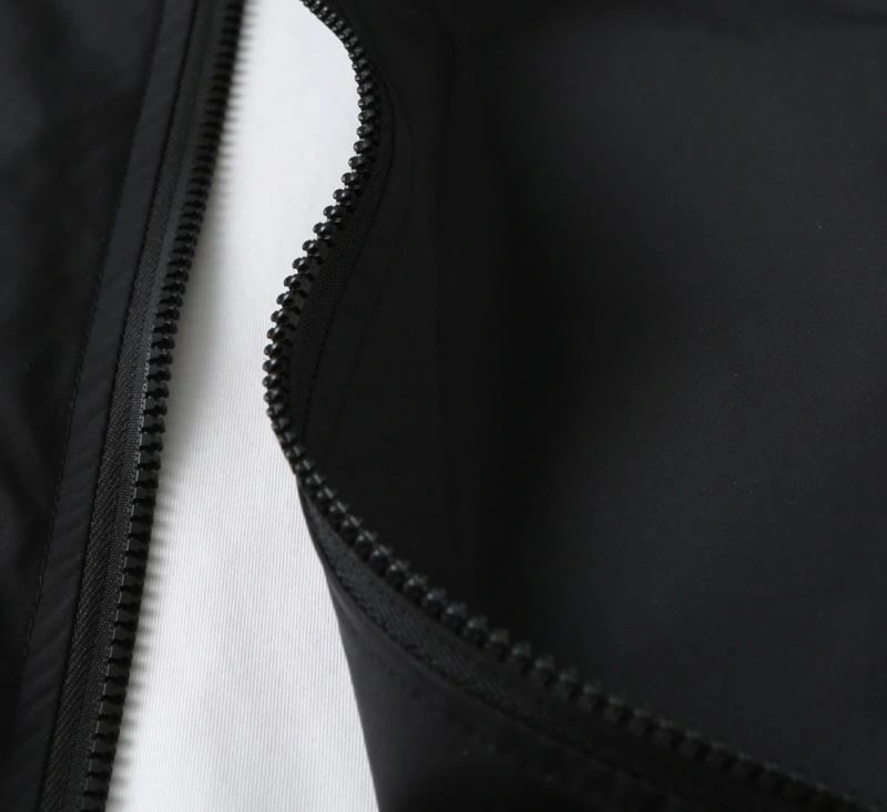 Breathable Moncler Outwear 142035