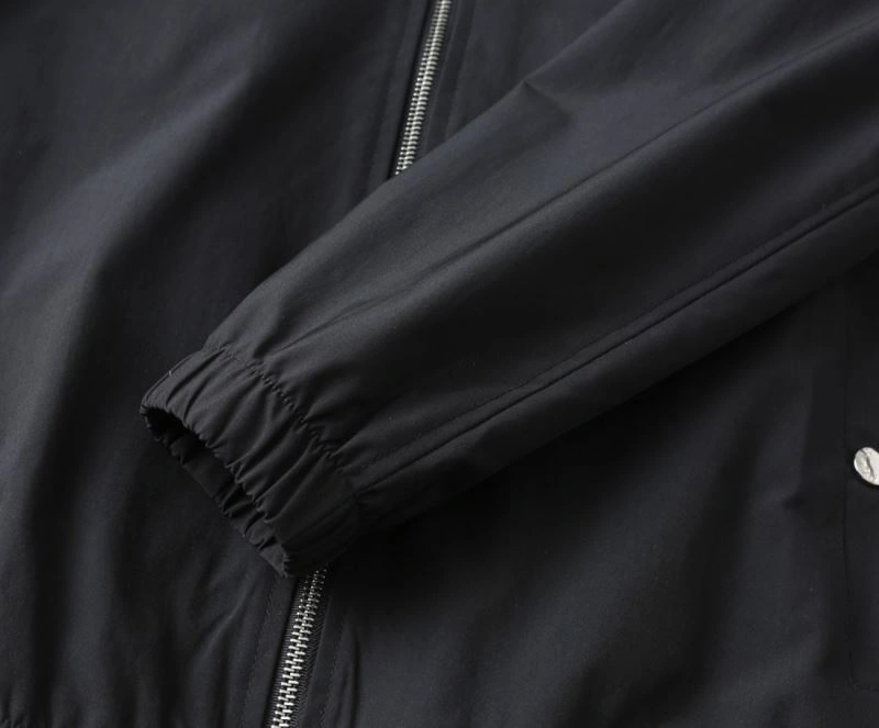 Classic Moncler Outwear 142032