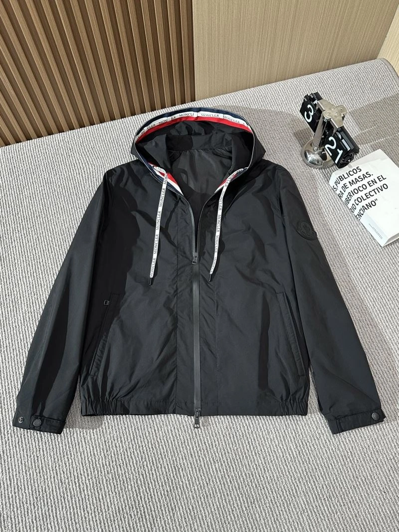 Moncler Outwear FashionForward 142026