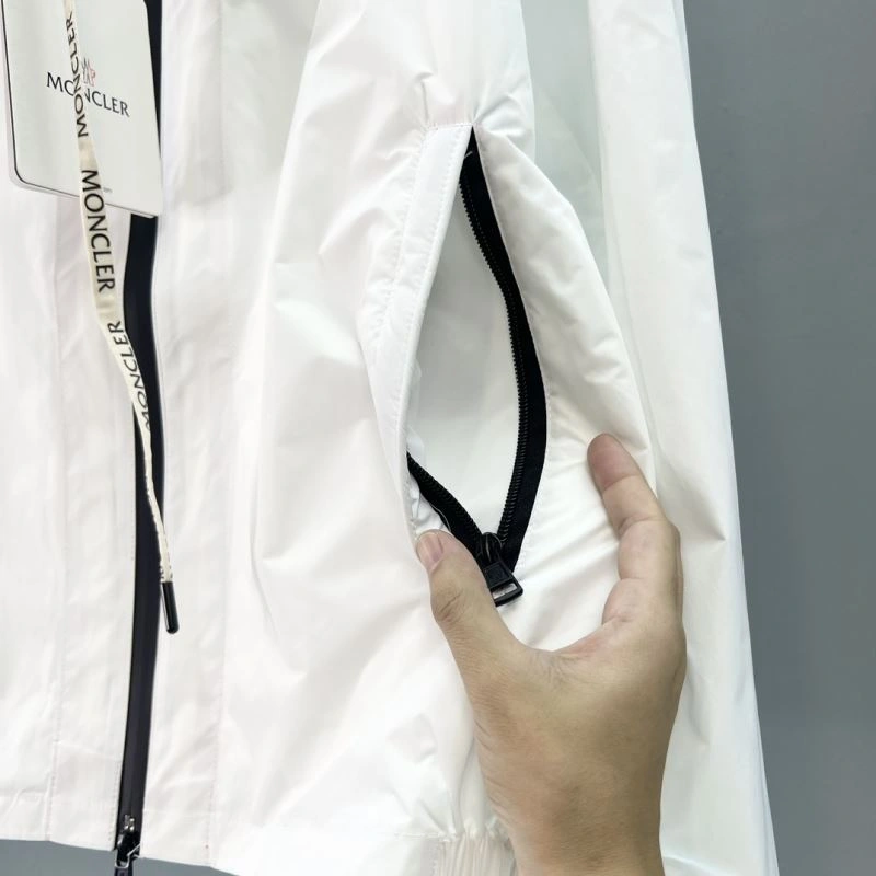 Sustainable Moncler Outwear 142024