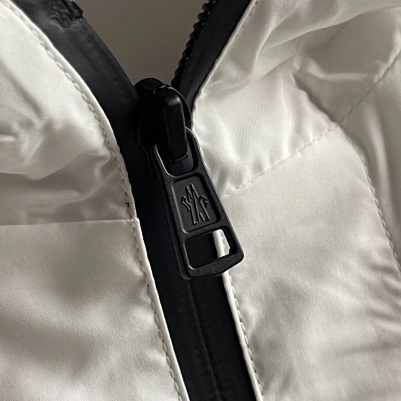 HighQuality Moncler Outwear 142023