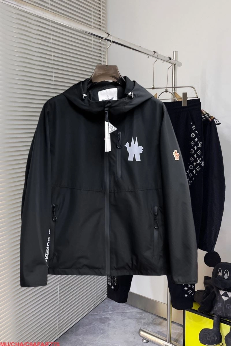 Thermal Moncler Outwear 142017