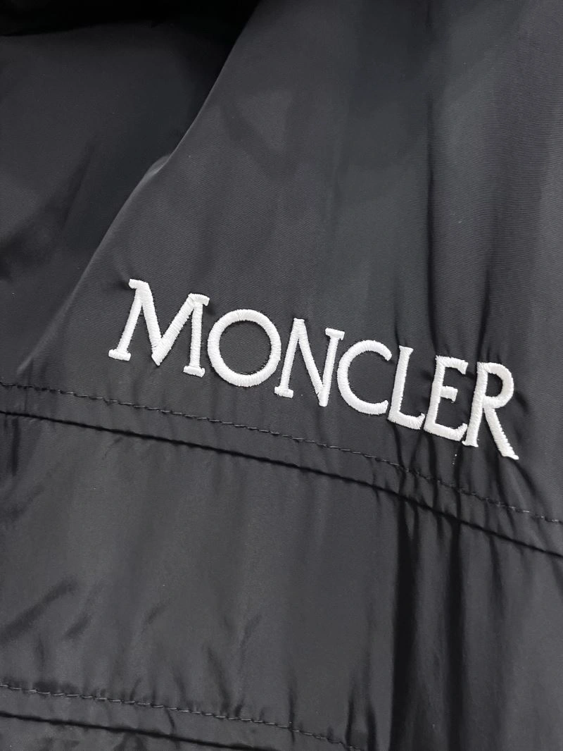 Contemporary Moncler Outwear 142016