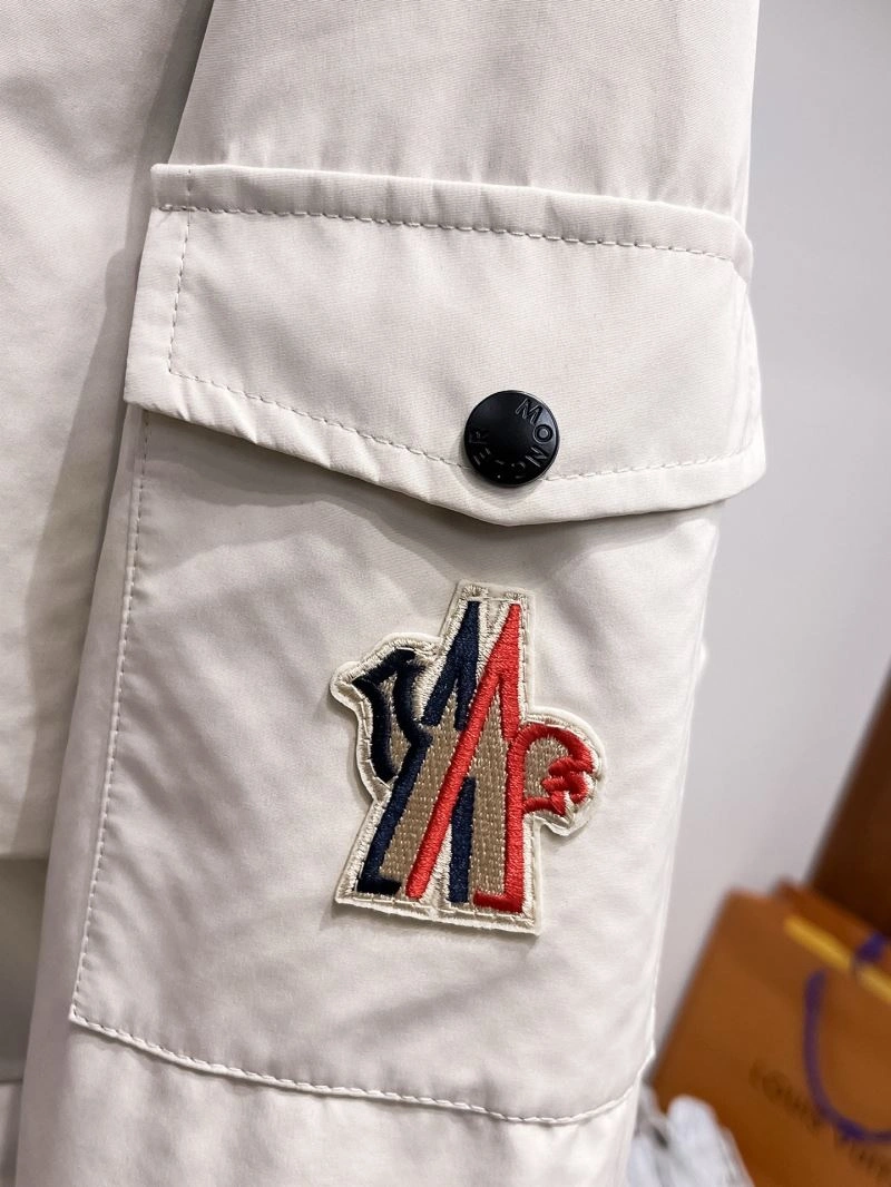 Stylish Moncler Outwear 142015