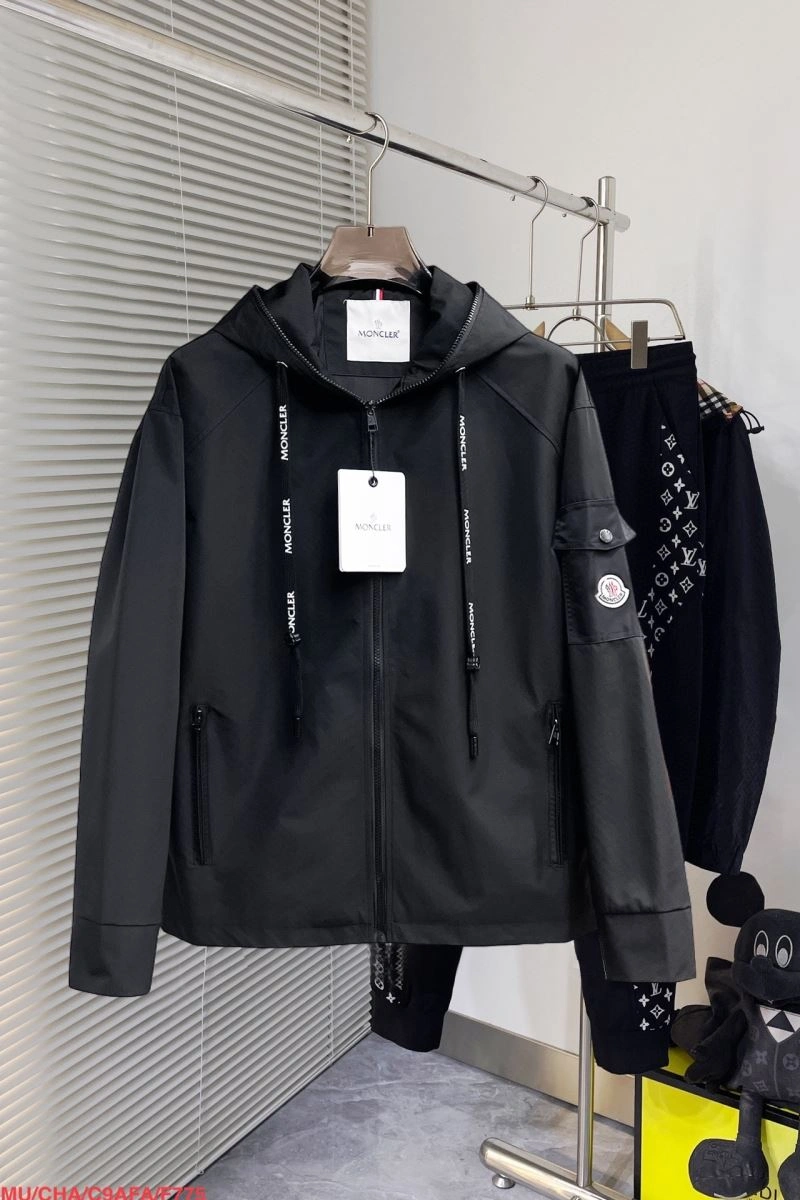 BestValue Moncler Outwear 142005