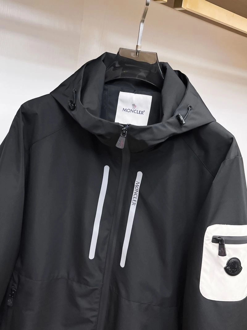 Resilient Moncler Outwear 142010