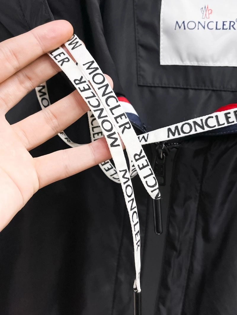 Moncler Outwear Chic 142004