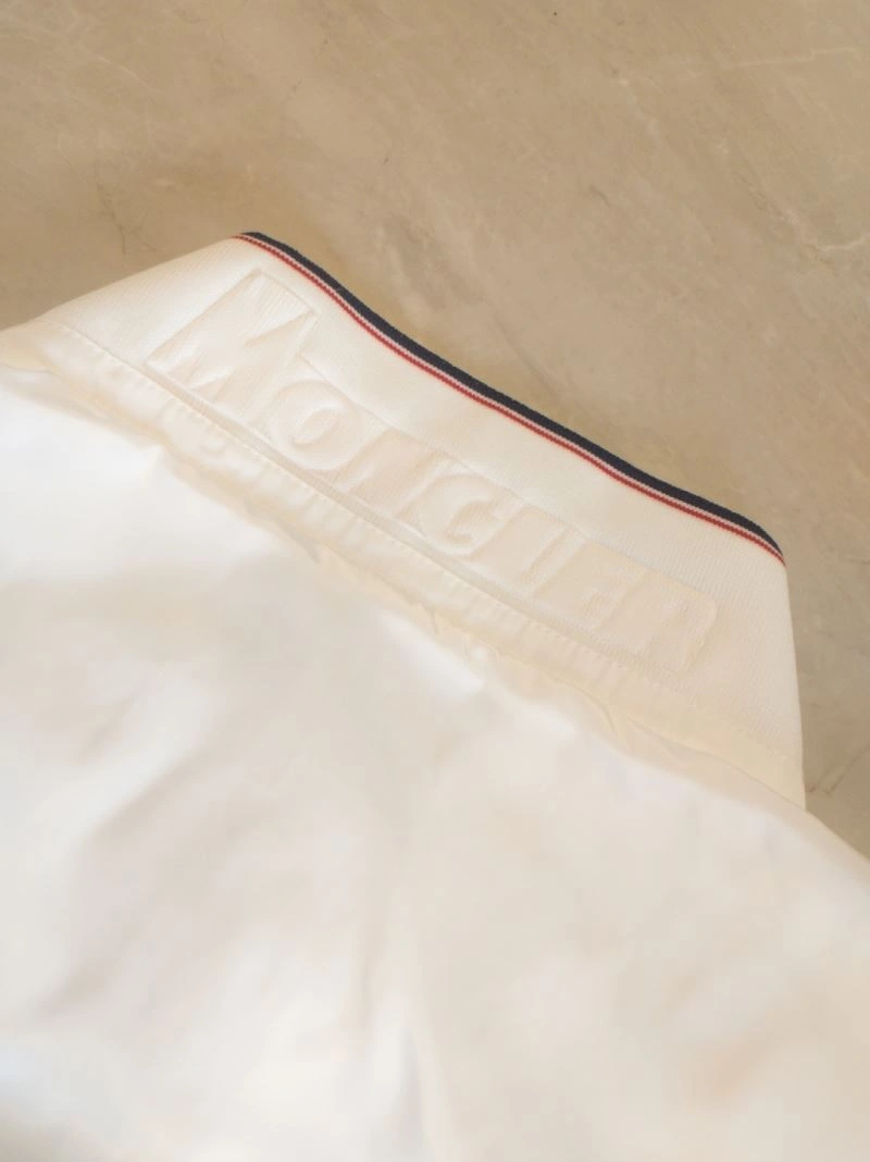 Moncler Outwear Fashionable 141993