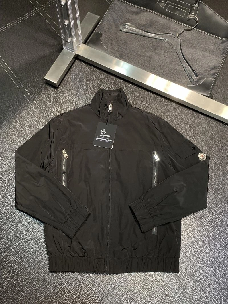 Moncler Outwear Modern 142014