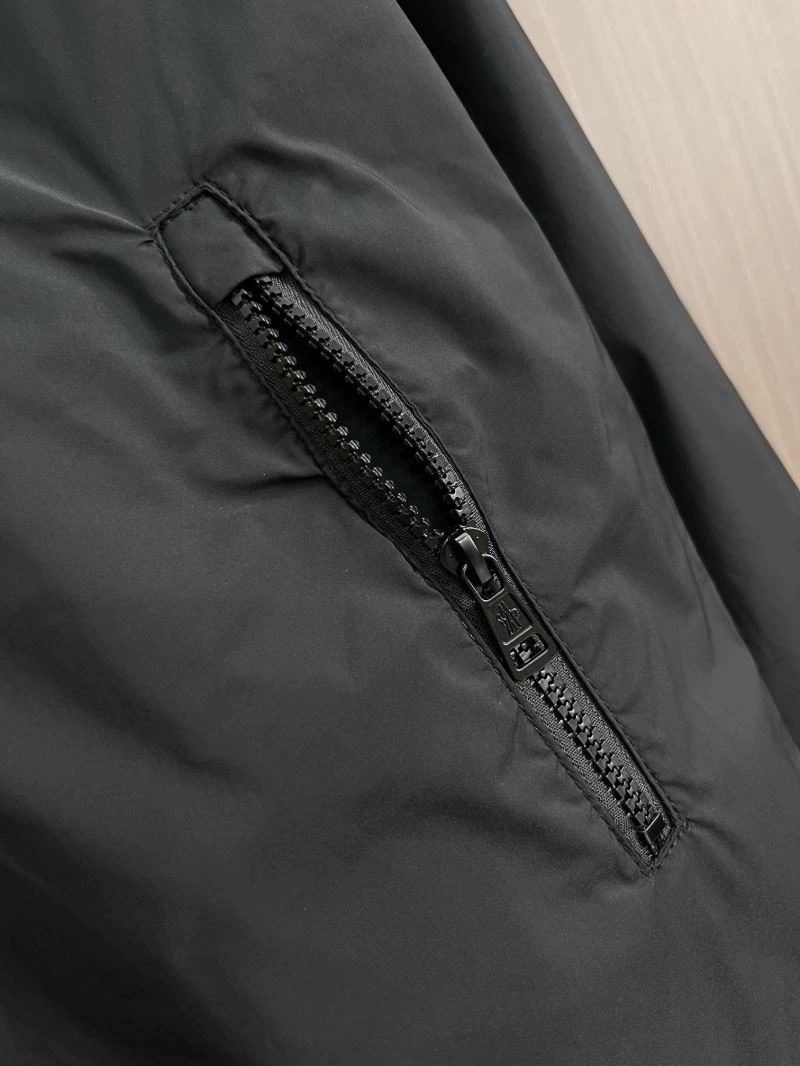 Moncler Outwear SoftTouch 142000