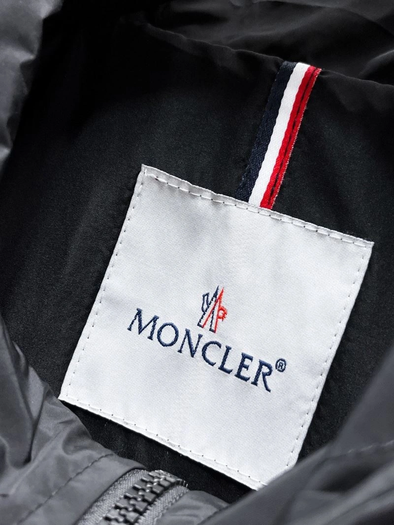 MultiPurpose Moncler Outwear 142008