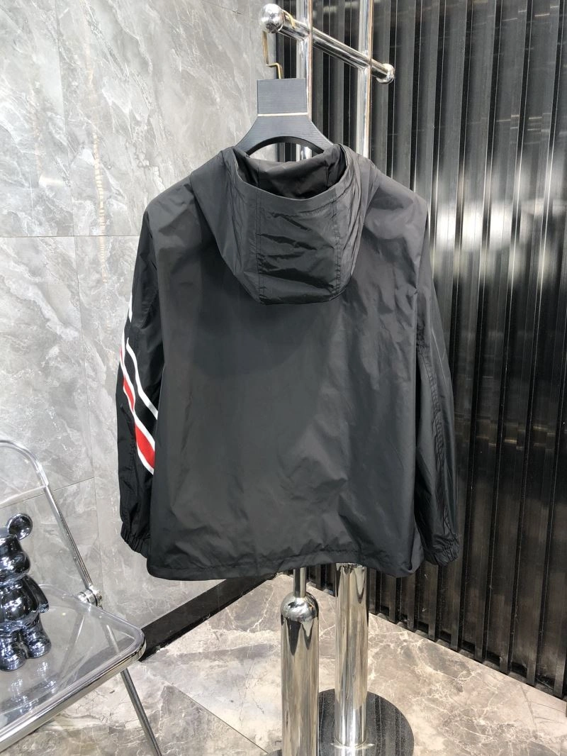 SmoothTexture Moncler Outwear 141994