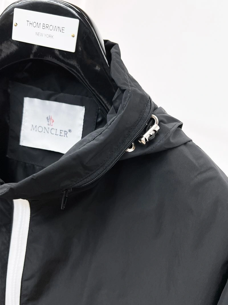 Moncler Outwear Premium 142003