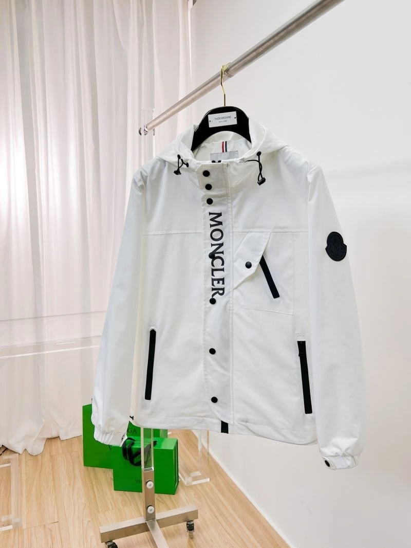 Moncler Outwear FlexibleFit 141996