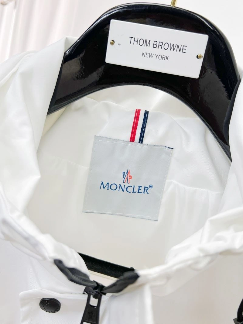 Moncler Outwear FlexibleFit 141996