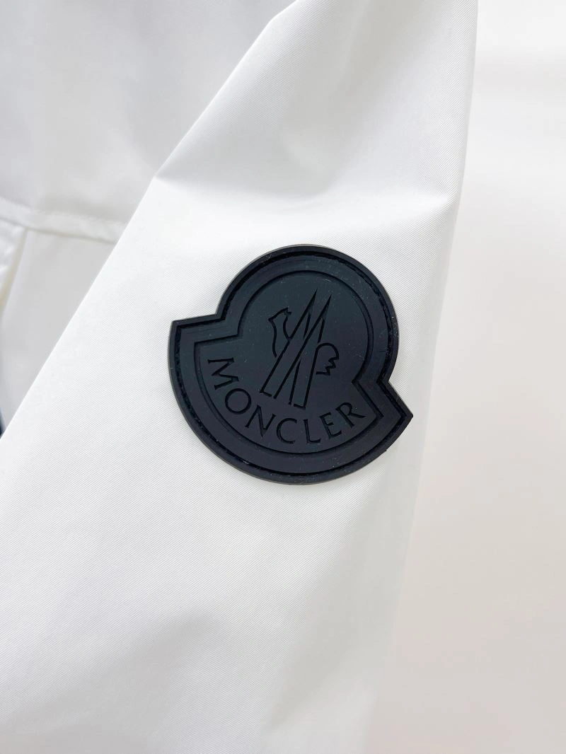 Moncler Outwear FlexibleFit 141996