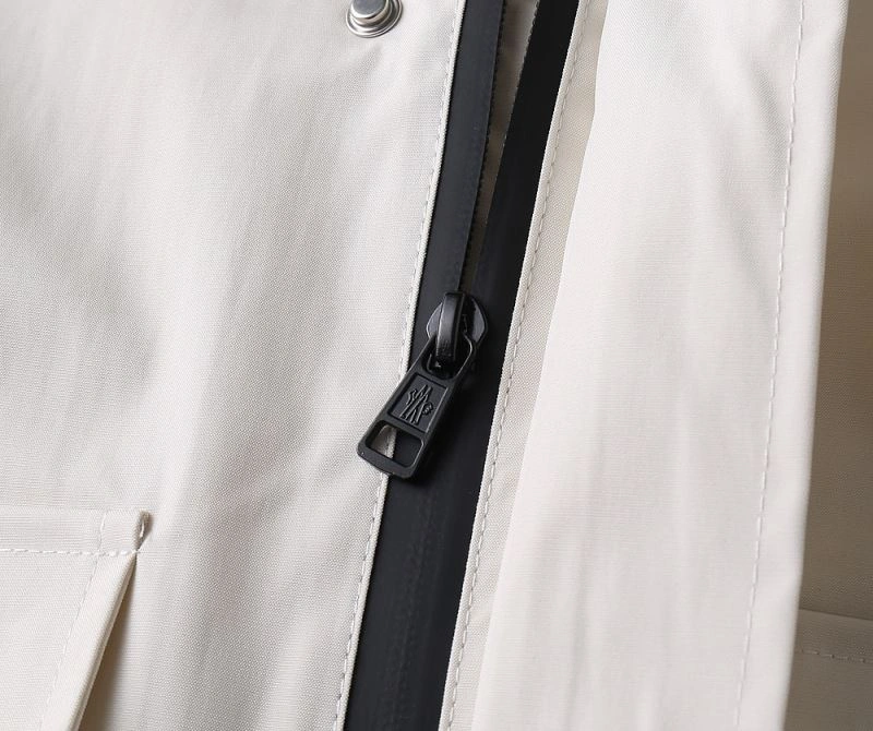 Moncler Outwear ZeroBulk 141989