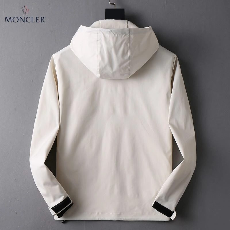 Moncler Outwear ZeroBulk 141989