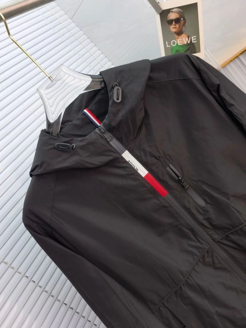 Upgraded Moncler Outwear 141988