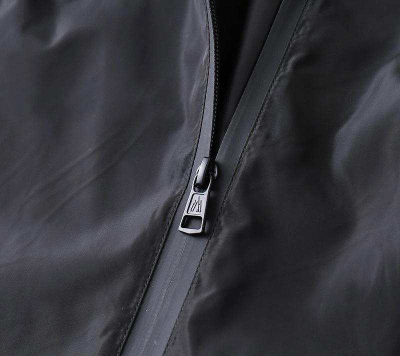 Moncler Outwear Fashionable 141980
