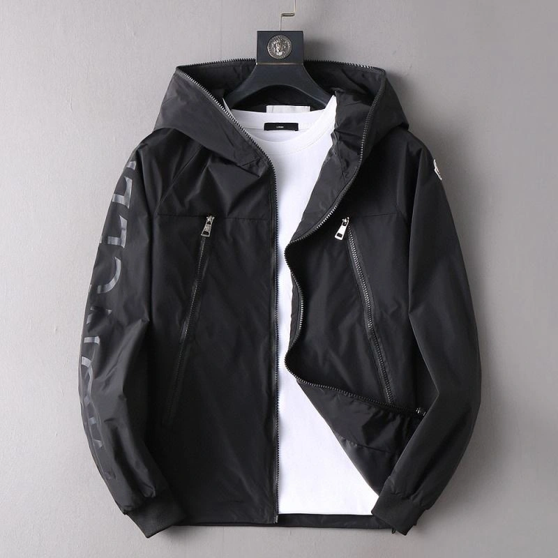 Moncler Outwear GoodFit 141978