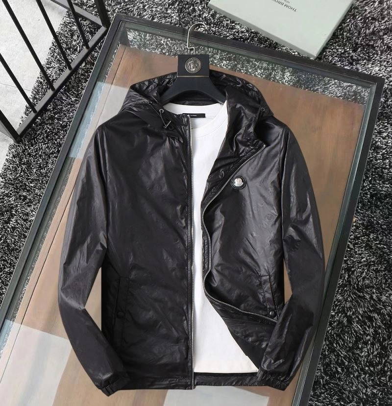 Moncler Outwear OdorResistant 141977