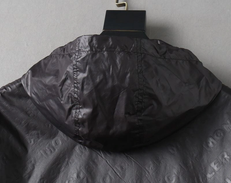 Moncler Outwear OdorResistant 141977