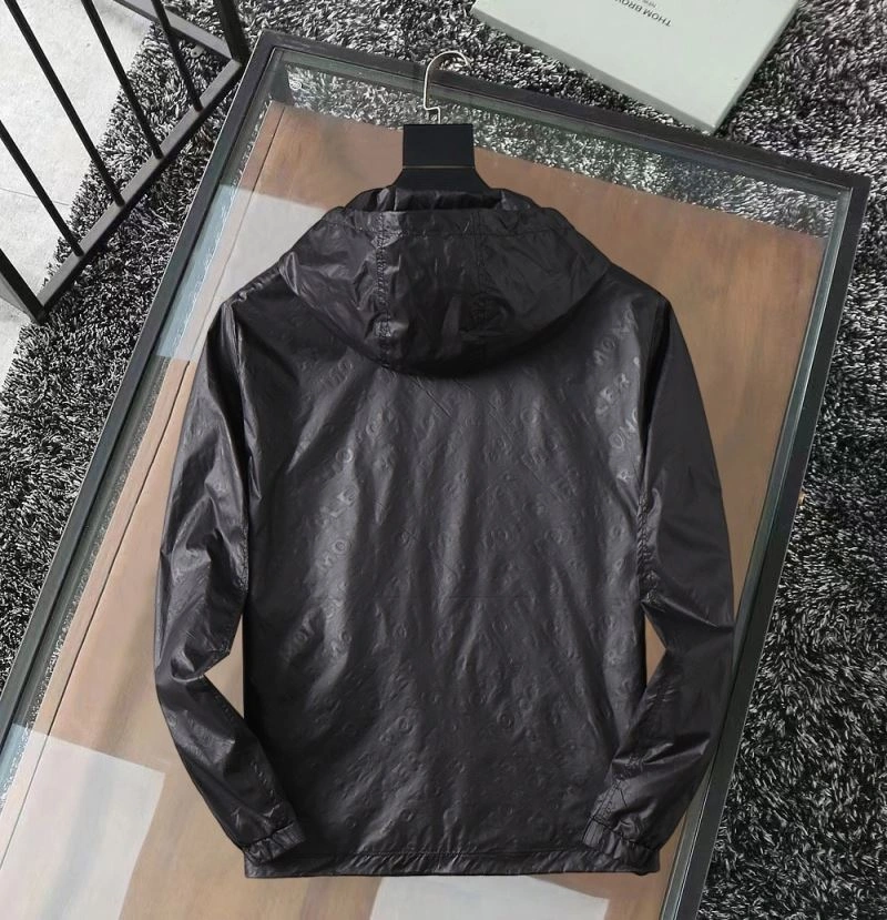 Moncler Outwear OdorResistant 141977