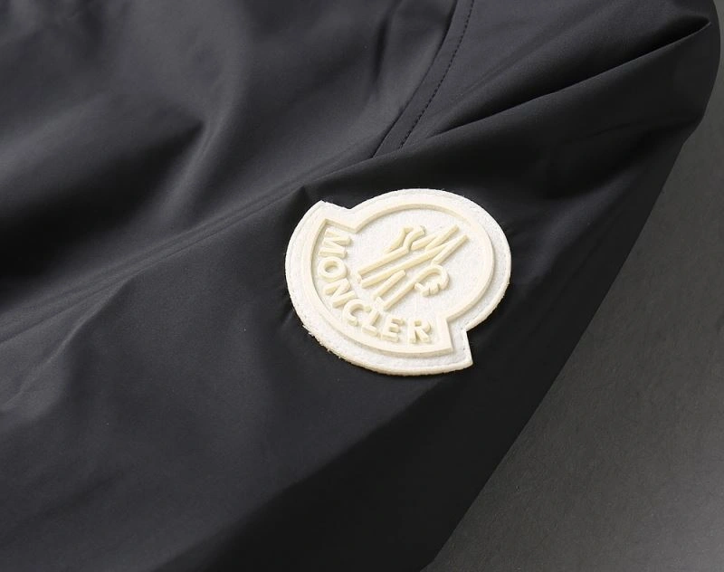 MultiPurpose Moncler Outwear 141971