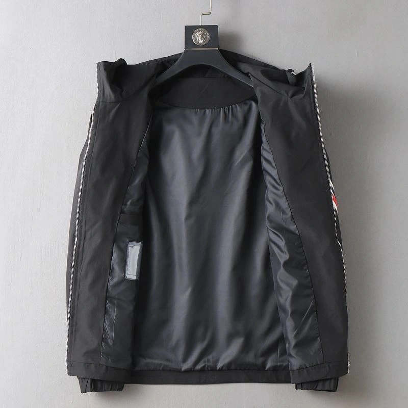 Lightweight Moncler Outwear 141967