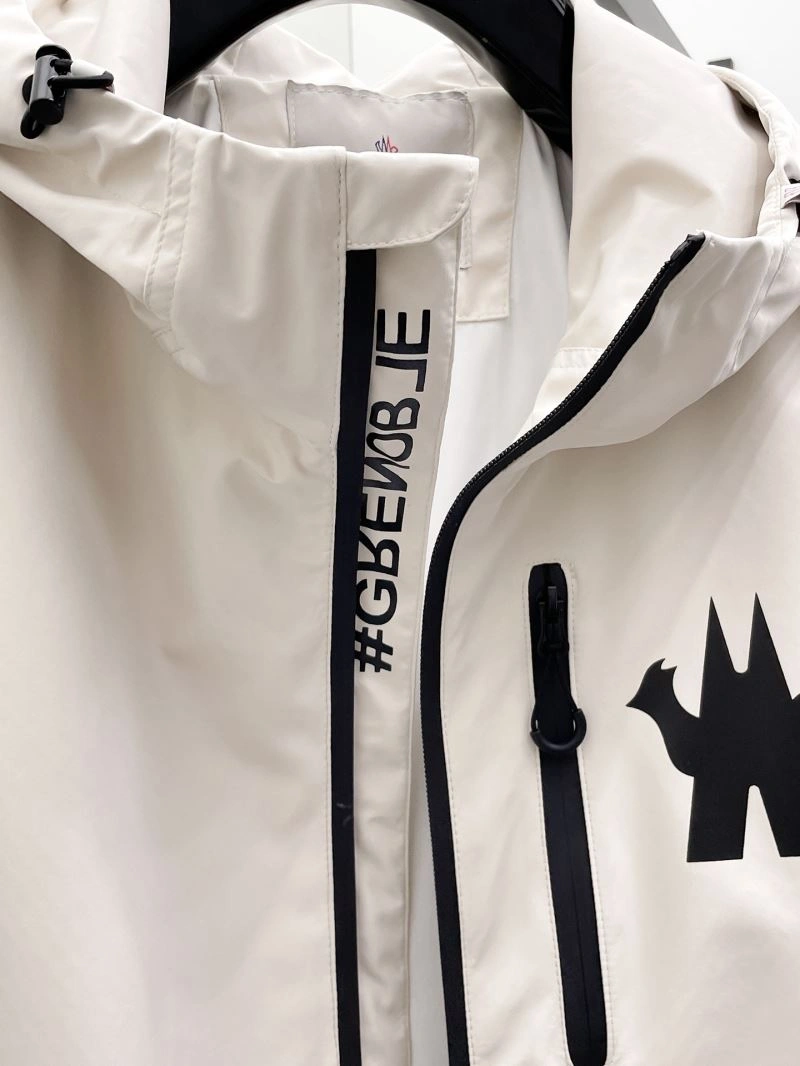 Moncler Outwear Unique 141973