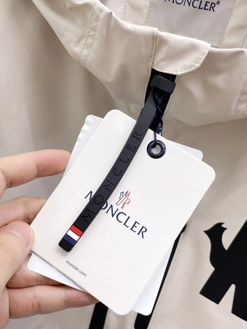 Moncler Outwear Unique 141973