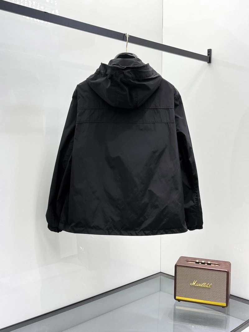 Moncler Outwear Bright 141964