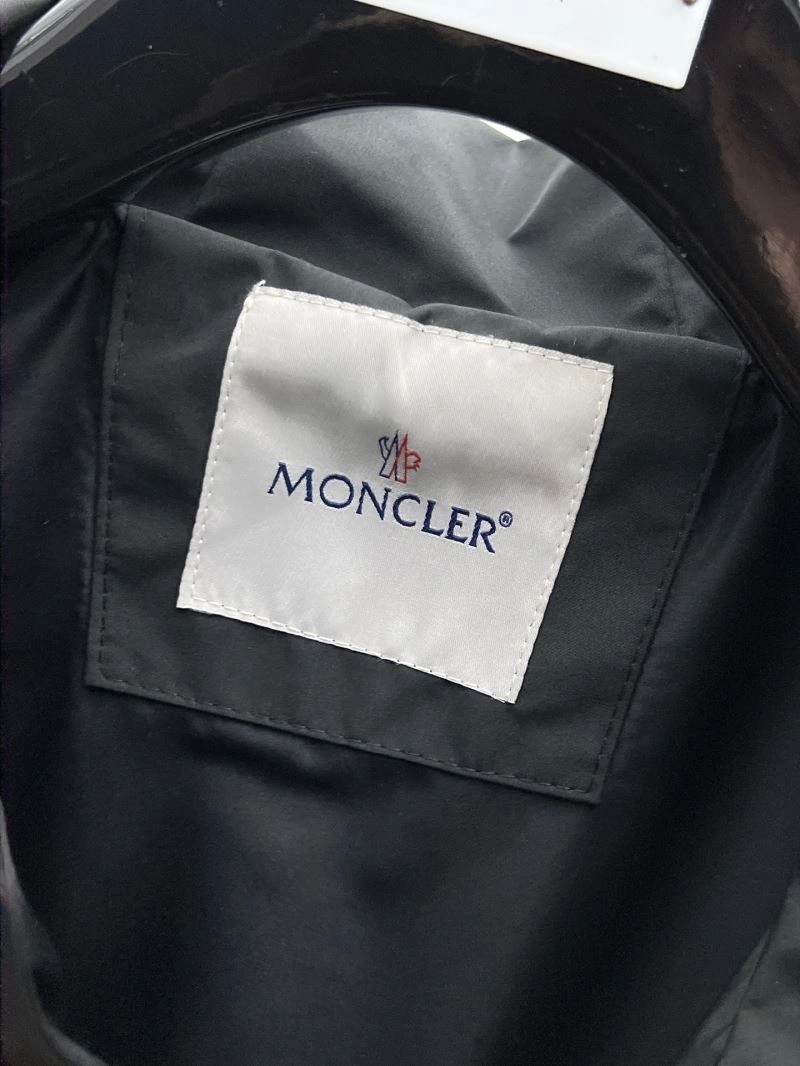 AllSeason Moncler Outwear 141953