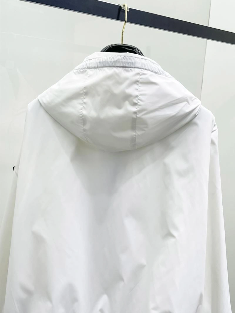 Durable Moncler Outwear 141955