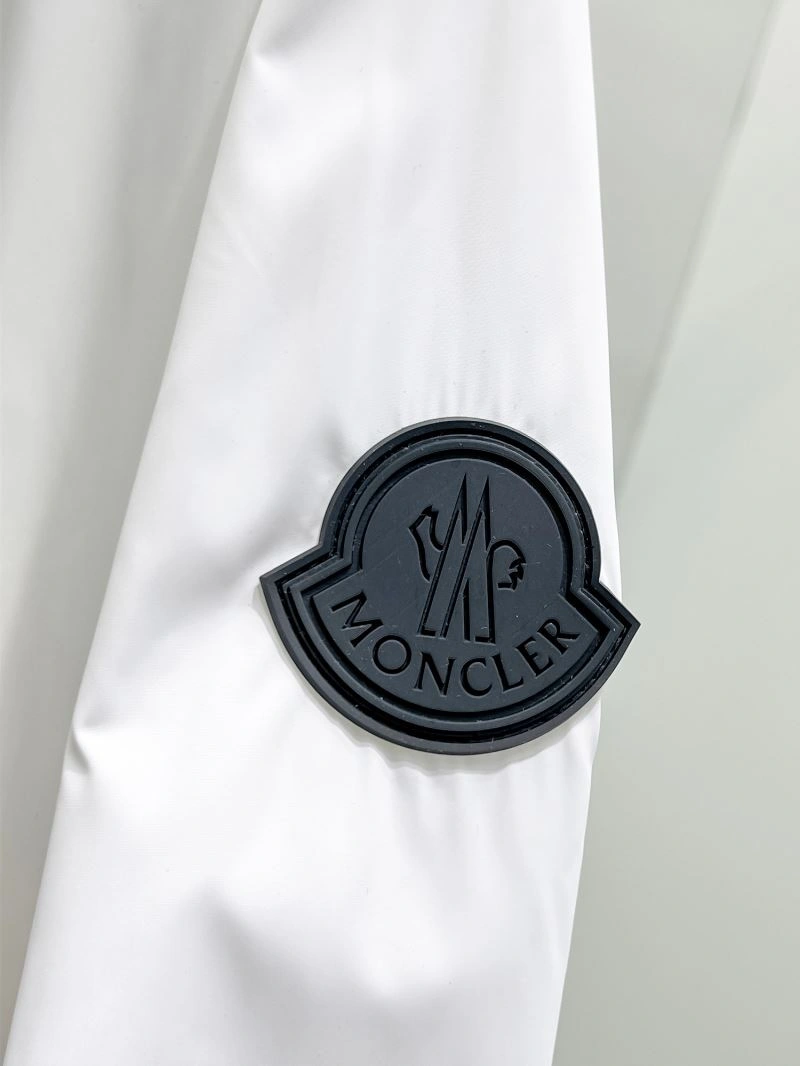 Durable Moncler Outwear 141955