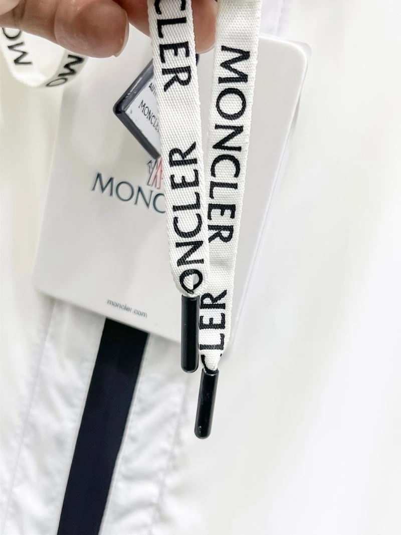 Durable Moncler Outwear 141955