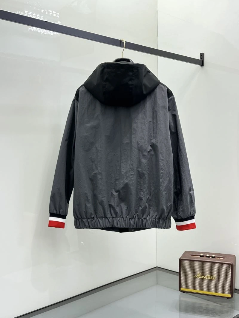 Moncler Outwear SoftTouch 141956